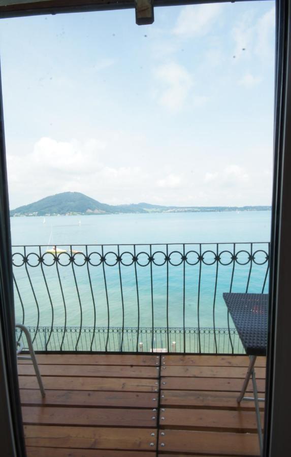 Seegasthof Zur Landeroith Weyregg Exteriör bild